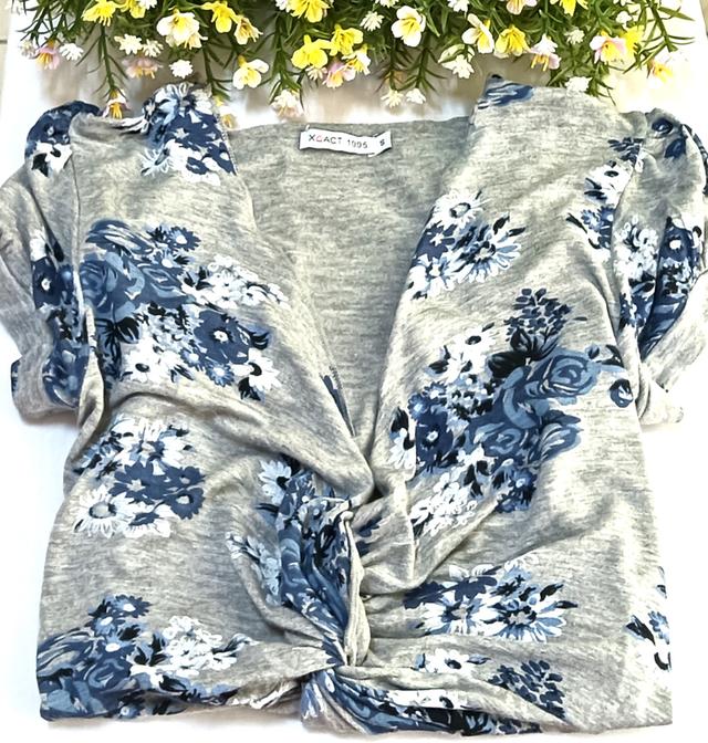 เสื้อยืดคอวีทวิสช่วงอก, สีเทา size S