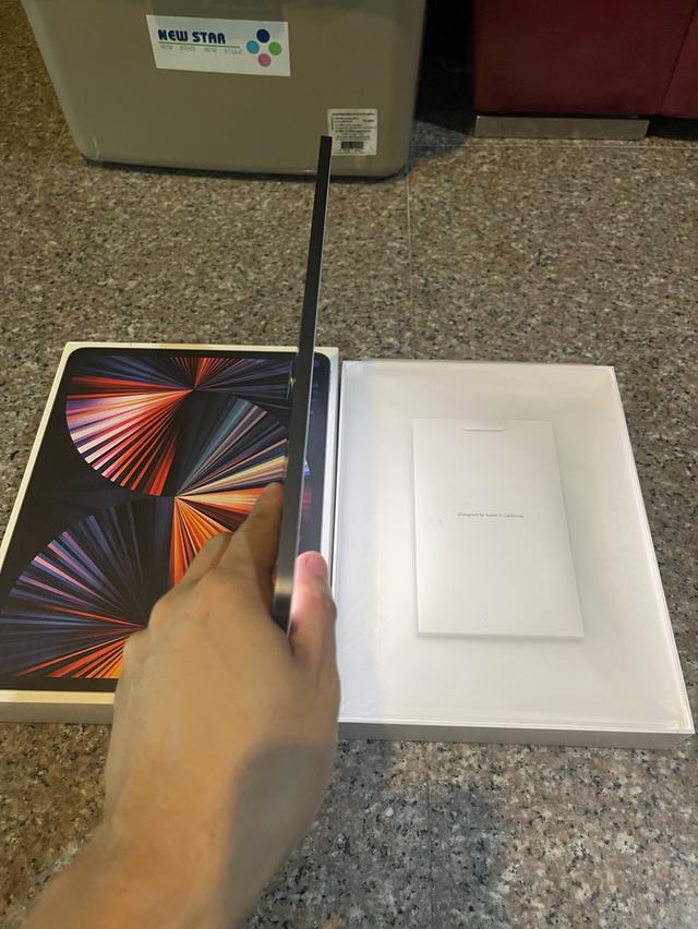 ขายiPadPro12.9สีSpace GrayM1 256กิ๊กสูนTrueยกกล่องอีมี่ตรงสวยๆใช้งานดีทุกๆฟังชั่นถูกๆ