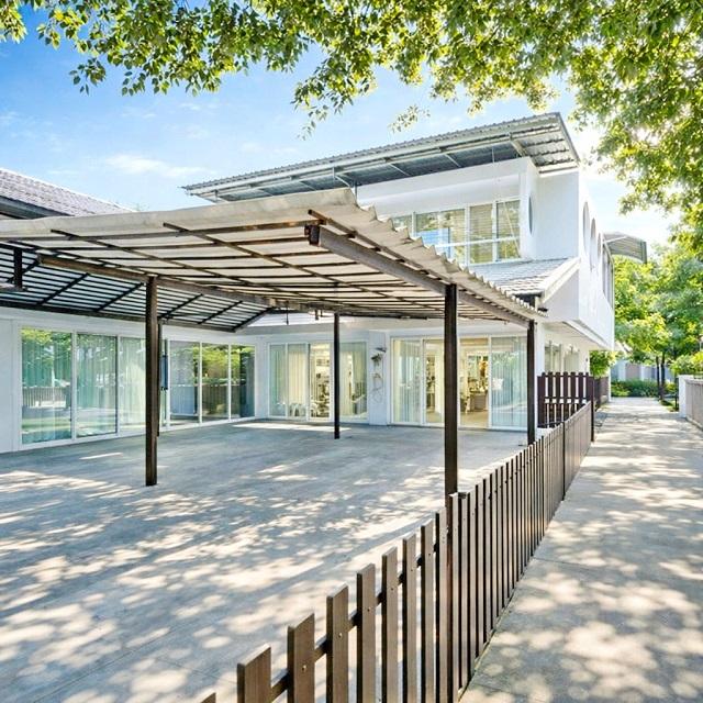 ถนนสุขุมวิท101-1 BTS อุดมสุข 1.7 กม.ให้เช่าบ้านเดี่ยว 2 ชั้น 100 ตร.วา.300 ตร.ม.พร้อมเฟอร์ฯ 4 นอน 2 น้ำ 1