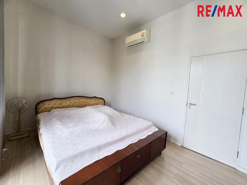 ขายทาวน์โฮม 3 ชั้น บ้านกลางเมือง กัลปพฤกษ์ ใกล้เดอะมอลล์บางแค ซ.ศาลธนบุรี 29/2 กำนันแม้น 17