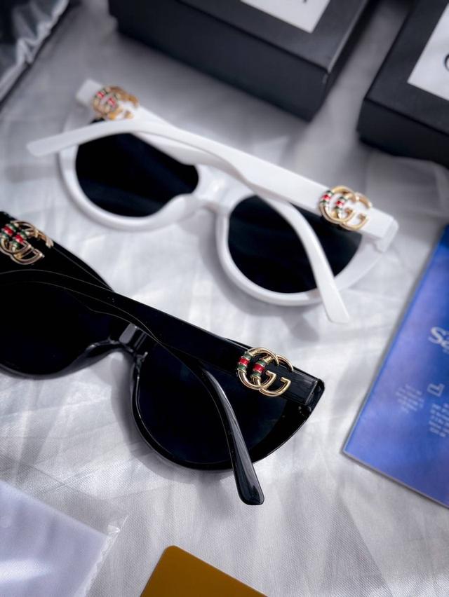 แว่นกันแดดGucci 9