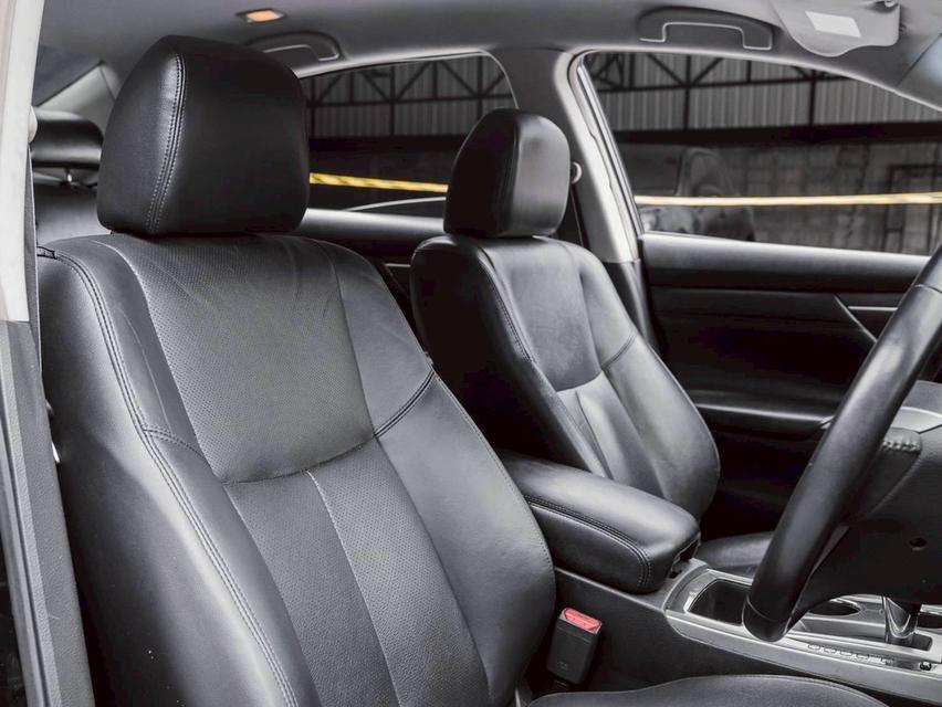 รหัสรถ 67GG4366 Nissan Teana  ปี 2014 สีดำ 5