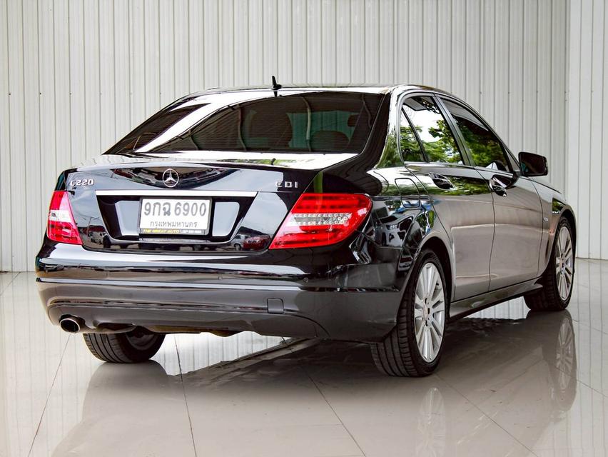 Mercedes-Benz C220 CDI Elegance 11