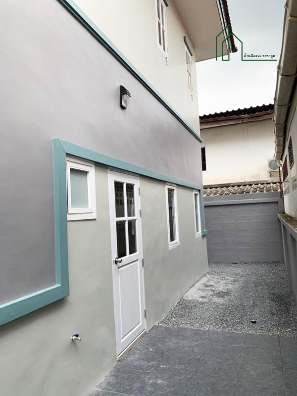 บ้านแฝด 2 ชั้น 37 ตรว. หมู่บ้าน บุรีรมย์ ซาฟารีเวิลด์ ซอยเลียบคลองสอง 23 คลองสามวา  3