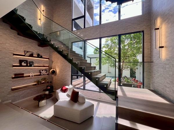 VIVE กรุงเทพกรีฑาตัดใหม่ ใกล้ รร.นานาชาติ บ้านเดี่ยว 3 ชั้น พร้อม Glass House โทร 081-8119186 2