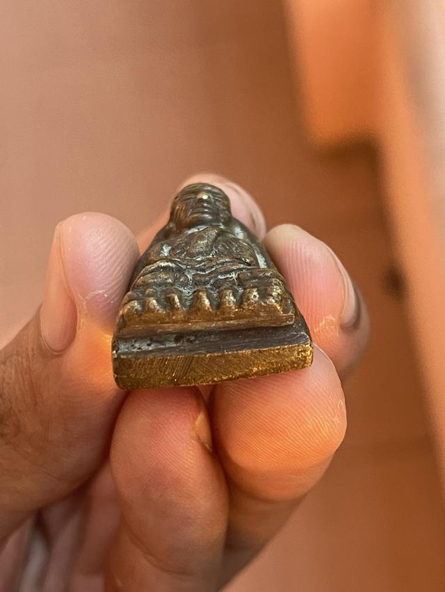 หลวงปู่ทวด พิมพ์เตารีด 3