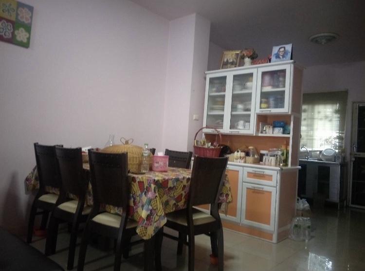 ขายด่วน… เนื่องจากจะย้ายไปต่างประเทศค่ะ House for sale - Townhome Rangsit (near futurepark rangsit) 3