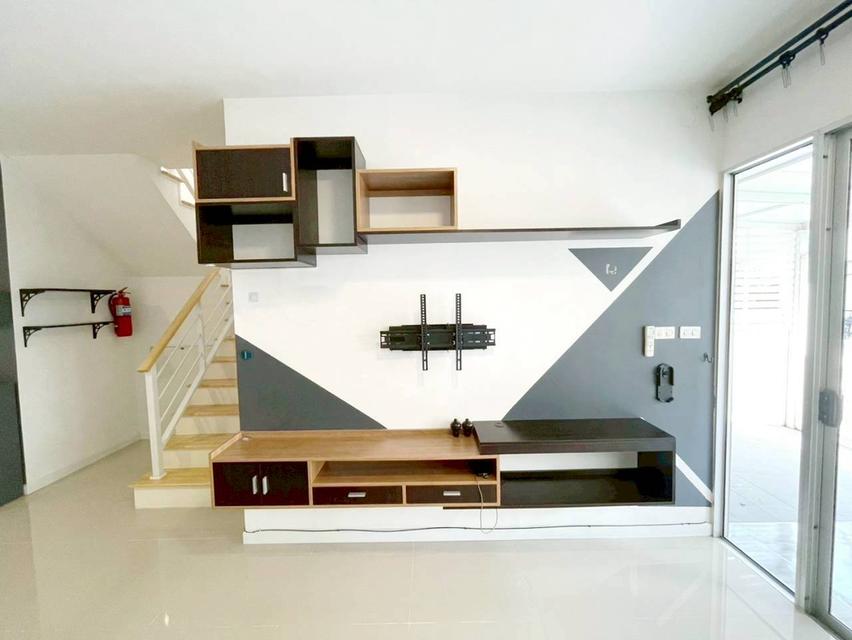 บ้านพฤกษา 124 ซอย 5 ถนนรังสิต-นครนายก ต.คลองสี่ อ.คลองหลวง จ.ปทุมธานี 7