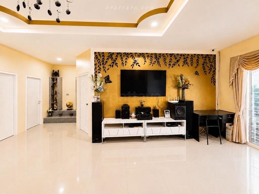 For Sale — Investment House in Thappraya Soi 15, PattayaHouse for sale in a prime location on Thappraya Soi 15, Pattaya. Suitable for personal living 4