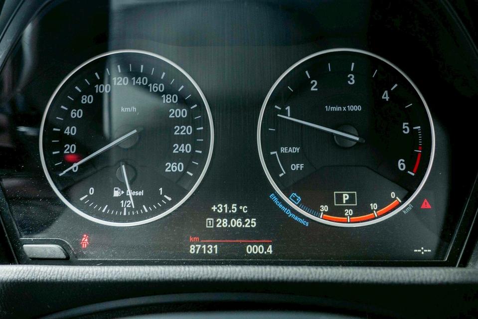 รหัสรถ NP9147 รุ่นรถ : BMW X1 SDRIVE18d XLINEปีรถ : 2016 14