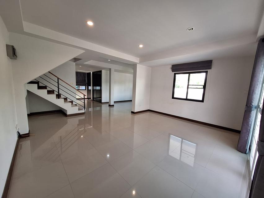 🏡 ให้เช่าบ้านเดี่ยวสองชั้น ในโครงการคุณภาพ ระบบรักษาความปลอดภัย 24 ชั่วโมง อยู่อุ่นใจ เป็นส่วนตัวทุกวัน 2