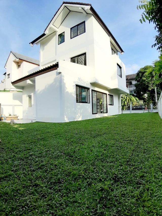 บ้าบเดี่ยว 3 ชั่น รามอินทรา 109 เนื้อที่ 61.5 ตร.ว. 4 นอน 4 น้ำ 1 จอด ใกล้แฟชั่นไอส์แลนด์ BTS บางชัน 13