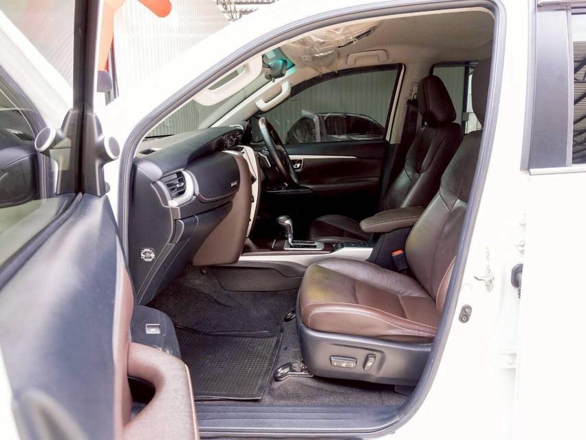 Toyota Fortuner 2.4V 4wd ปี19 รูปที่ 16