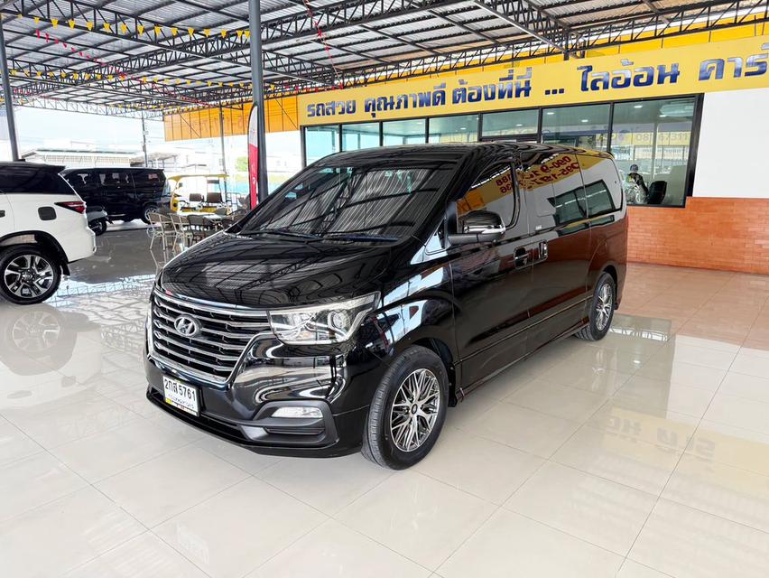 Hyundai Grand Starex 2.5 VIP (ปี 2019) Wagon AT