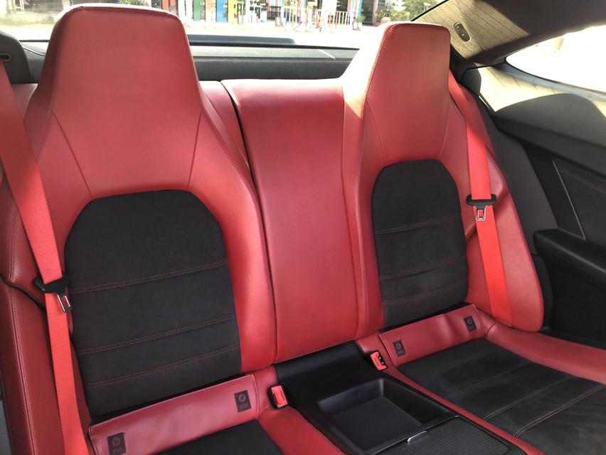 Mercedes Benz C180 Coupe  8