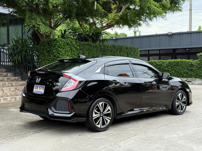 2020 HONDA CIVIC FK 1.5 TURBO รถมือเดียวออกป้ายแดง รถวิ่งน้อย เข้าศูนย์ทุกระยะ รถไม่เคยมีอุบัติเหตุครับ