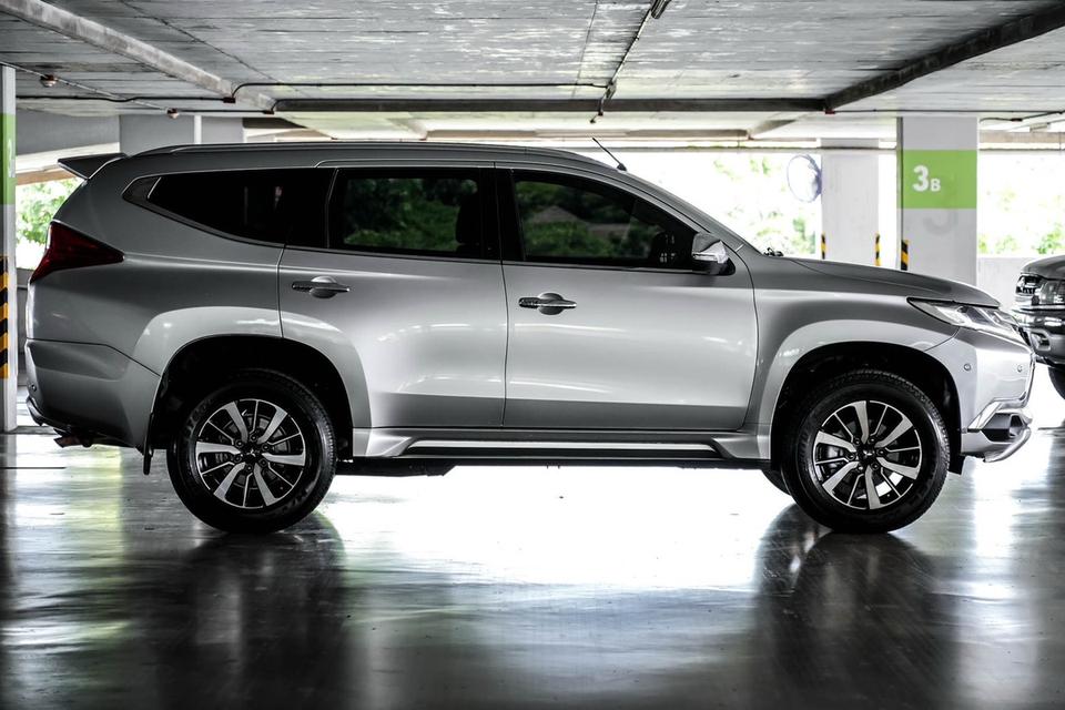 ขาย Mitsubishi Pajero 2.4GT 4wd ปี16