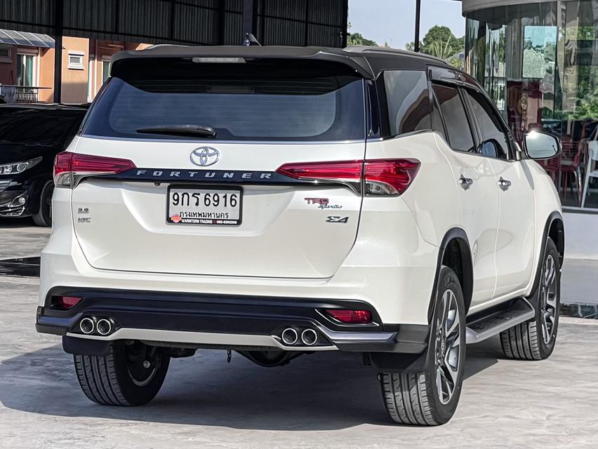 ขาย Toyota Fortuner 2.8TRD 4wd ปี19 4