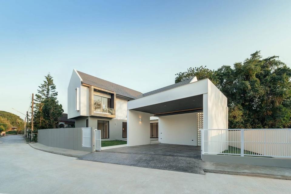 🏠 ขายบ้านเดี่ยว 2 ชั้น 5 นอน 5 น้ำ เพียง 10.9 ลบ. สวยคุ้มพร้อมอยู่! ✨ 1