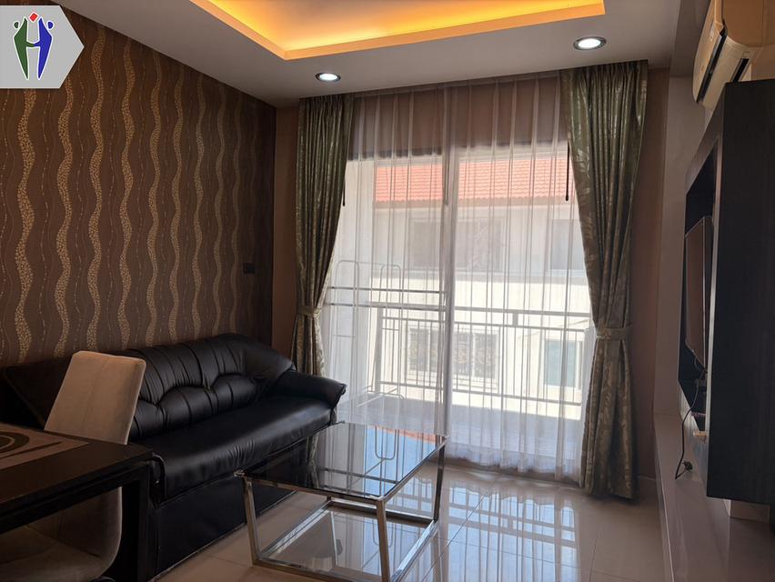 คอนโดเดอะบลูเรสซิเดนซ์ ให้เช่า 1 ห้องนอน 10,000 บาท/เดือน -	คอนโดขนาด 38 ตารางเมตร 1 ห้องนอน 1 ห้องน้ำ 1 ห้องนั่งเล่น พร้อมระเบียงกว้าง -	คอนโดนี้มีเฟ 2