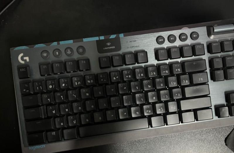 Logitech G913 TKL Wireless Gaming Keyboard RGB MECHANICAL 3