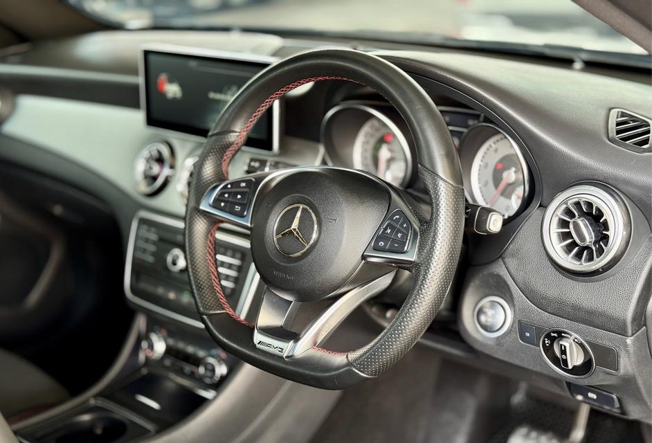 ขาย Benz Gla250Amg ปี16 11