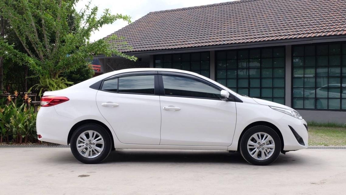 รหัสรถ KN9504 TOYOTA YARIS ATIV รุ่น E ปี 2019