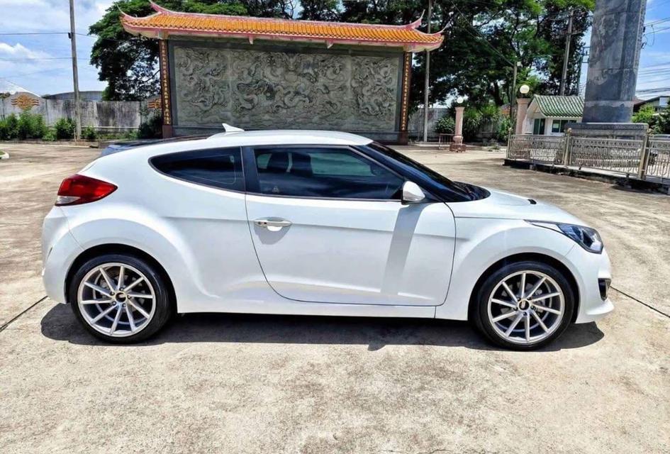 Hyundai Veloster ปี 2014 ทรงสวยราคาดี