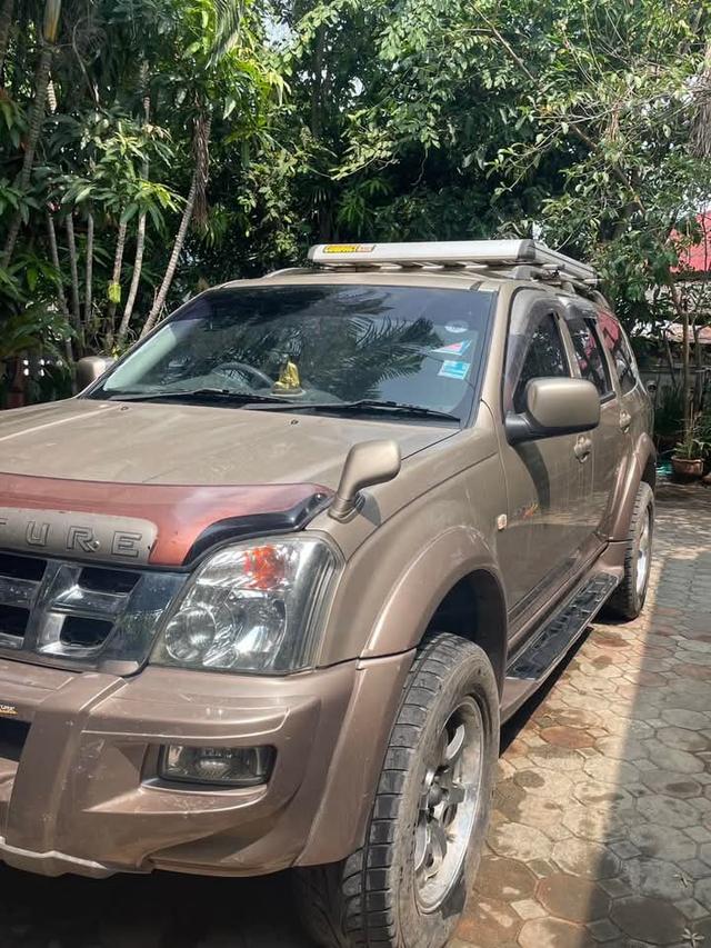 Isuzu Adventure Master มือสอง 2