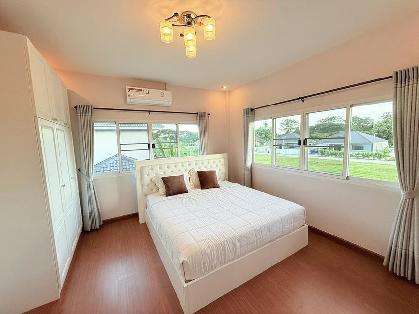 🏡 บ้านเดี่ยวสองชั้นในโครงการ ทำเลดี ระบบรักษาความปลอดภัยเยี่ยม #สันทราย ราคาเพียง 50,000 บาท/เดือน ✨清迈双层独栋别墅出租(含公共费)4 卧室 4 卫生间 – 租金 50,000 泰铢/月✨ 12