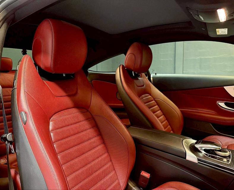 Mercedes-Benz C200 Coupe รูปที่ 8