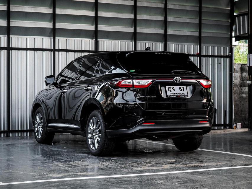 Toyota Harrier 2.0 Premium เบนซิน คันนี้ เป็นเครื่อง 2.0 เบนซิน ล้วนๆ ( ไม่ใช่ Hybrid ) 6