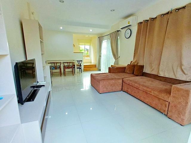 รร.คลองมหาสวัสดิ์ 2.3 กม. ตลาดนัดลุงออม 2.3กม. ให้เช่าบ้านเดี่ยวสุดหรู 2 ชั้น พร้อมเฟอร์ฯ เงียบ สงบ ร่มรื่น วัดใหม่ผดุงเ 7