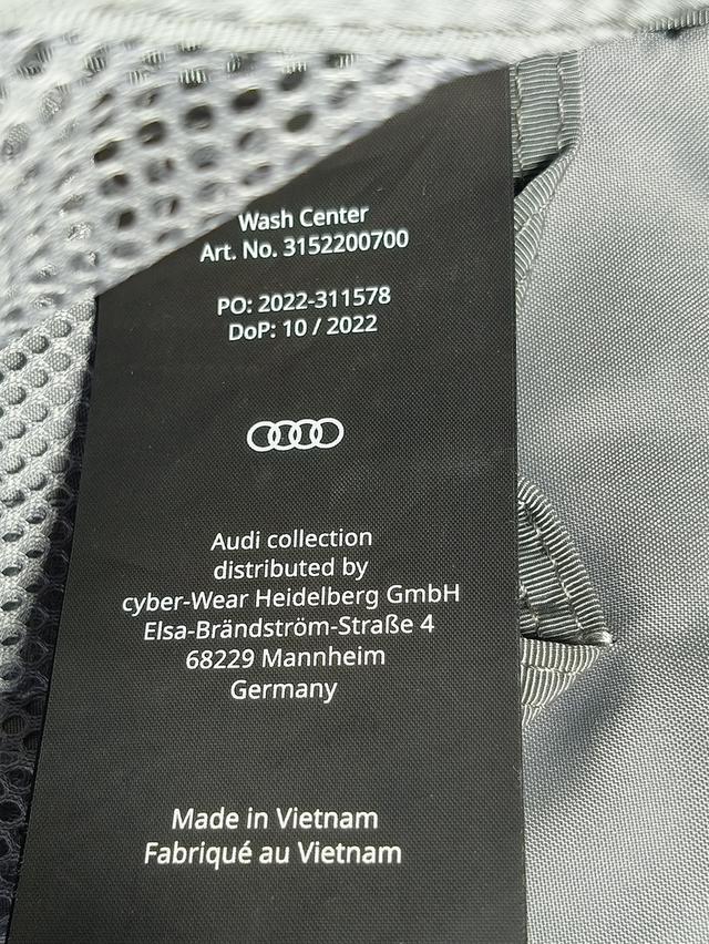 Audi Sport Toileteries Bag รูปที่ 7