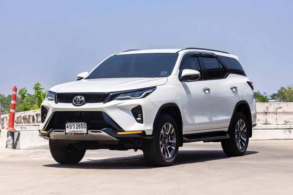TOYOTA Fortuner 2.4 Leader G 6A/T ปี 2023 รูปที่ 4