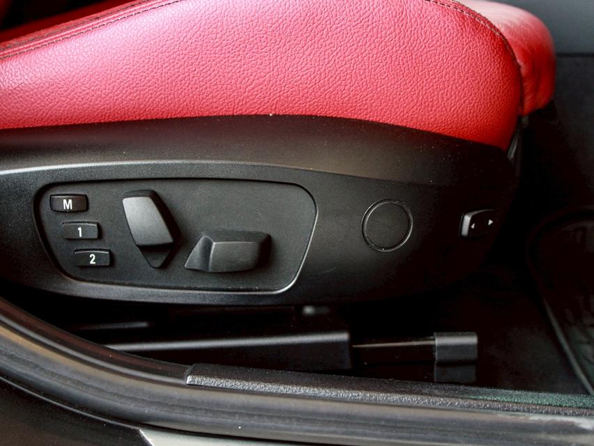 BMW X1 , Sdriver 1.8i Sport ปี 2015 14