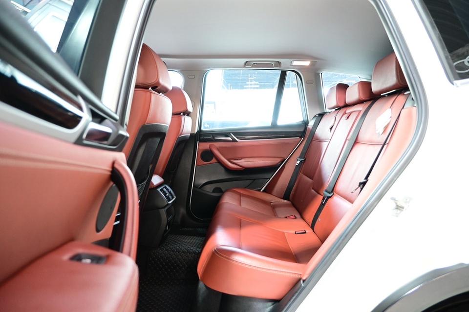 รหัสรถ JRS7466 🚘 BMW X3 xDrive20d Highline 2012 รูปที่ 16