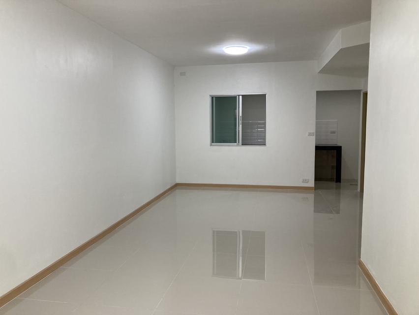 ขายทาวน์เฮ้าส์ 2 ชั้น รีโนเวทใหม่ หมู่บ้านพฤกษาวิลล์4 เพชรเกษม69 หนองแขม 4