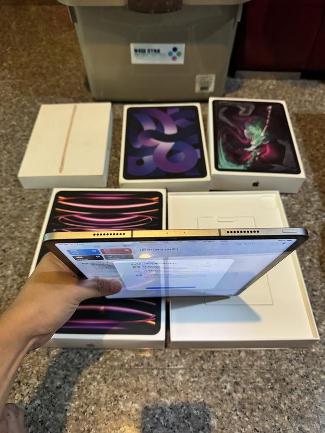 ขายๆๆๆถูกๆๆiPadPro12.9 M2 สีSpace Gray 256กิ๊กWifi Celluer ใส่ซิมได้ยกกล่องอีมี่ตรงอุปกรยังไม่แกะใช้สักชิ้นเลยคับใช้งานดีทุกๆฟังชั่นสูนTrueทุกๆฟังชั่น 3