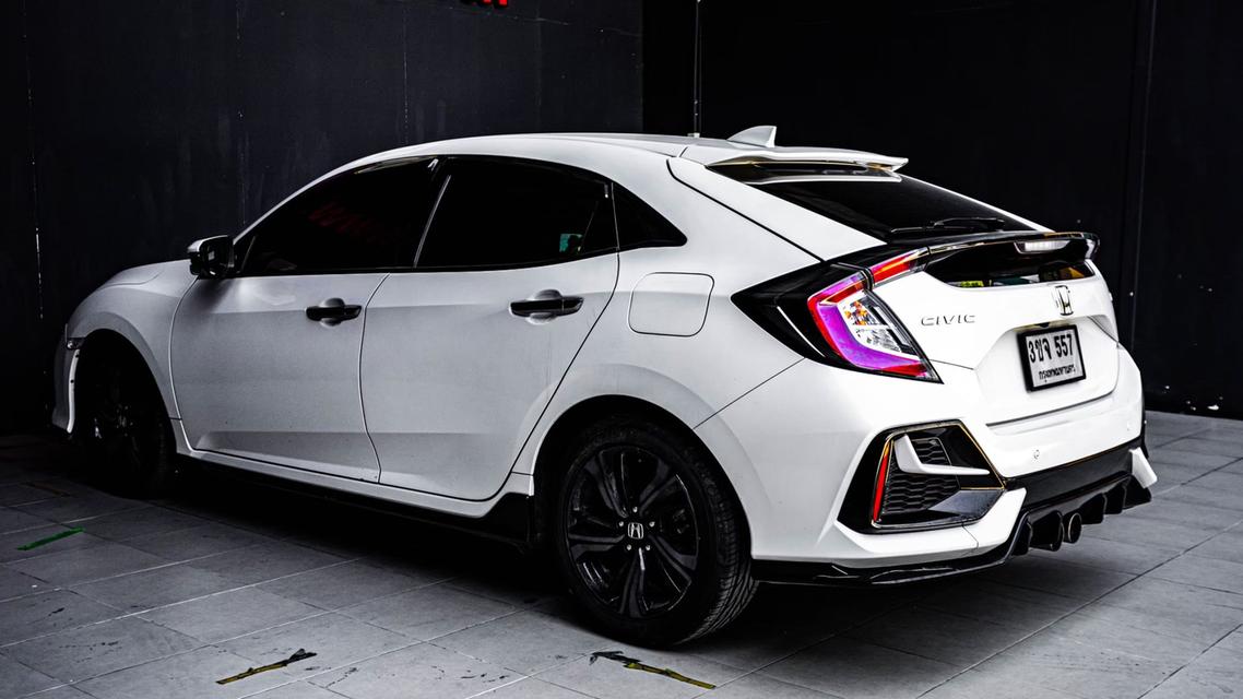 Honda Civic FK 1.5 RS Turbo ปี 2021 3