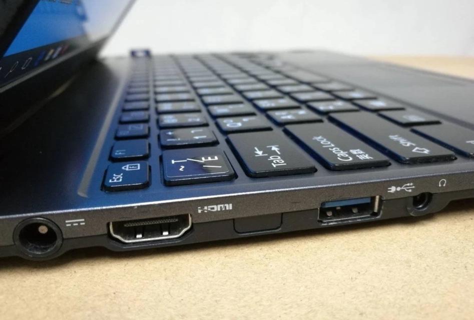 Notebook Fujitsu MU937 มือสอง 2