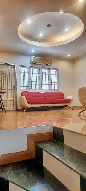 รร.นานาชาติกรุงเทพ 2 กม เซ็นทรัล แจ้งวัฒนะ 900ม. ให้เช่าคฤหาสน์แนวตั้ง ทาวน์เฮ้าส์หรู 3 ชั้น MRT ปากเกร็ด 1.5กม. 3-4นอน