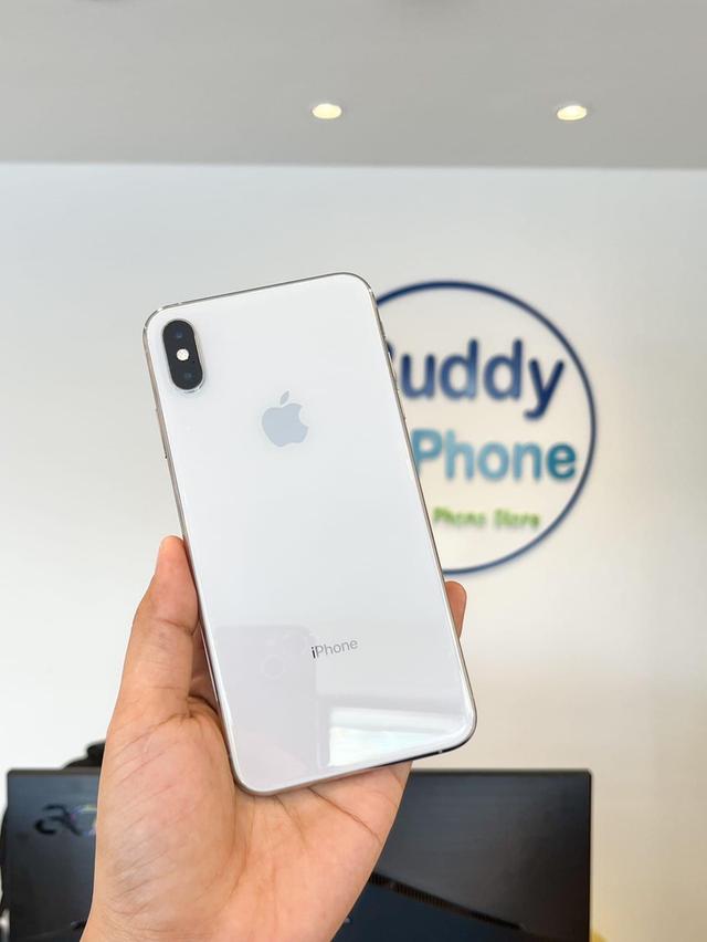 iphone xs 1