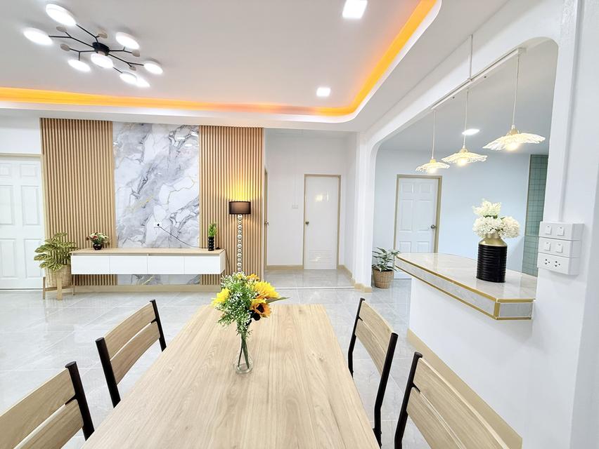 หมู่บ้านนันทวัน 5 เลียบวารี 10