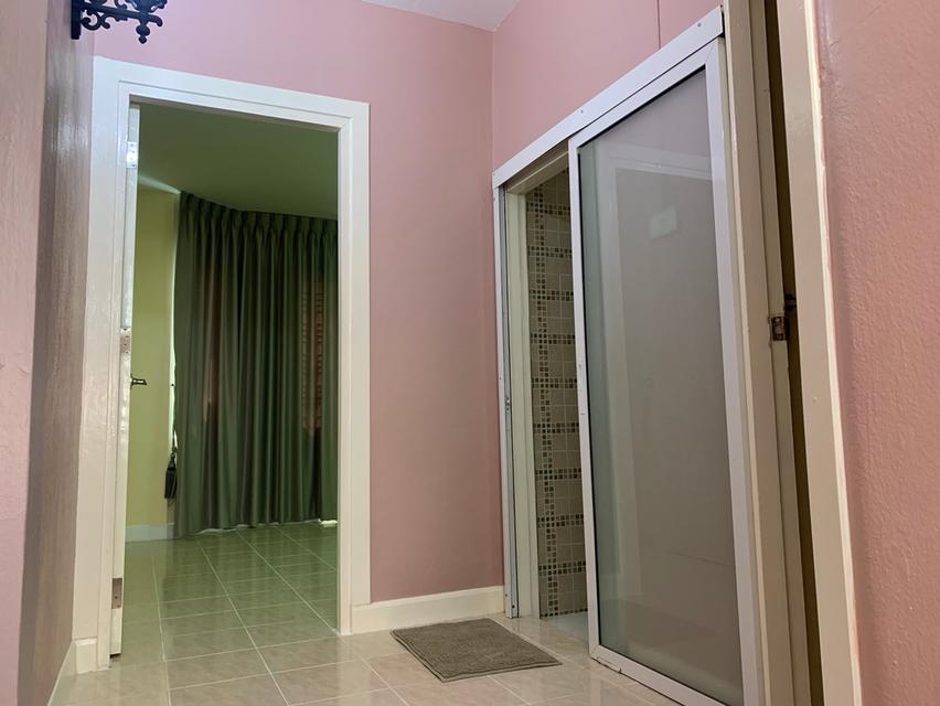 บ้านแฝด 2 ชั้น 2 นอน 2 น้ำ 26.2 วา 9