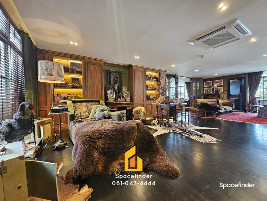 TPJ Condo Sukhumvit 49 Spacious and Stylish 3 Beds 4 Baths Condo in the Heart of Sukhumvit 1