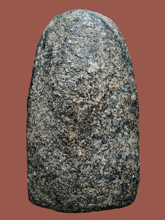 พระหลวงปู่ทวดเนื้อว่าน รุ่นแรก วัดช้างให้ พิมพ์พระรอด ปี 2497....เก่าๆ 2