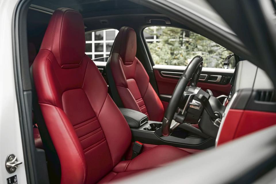 Cayenne Coupe 3.0 V6 e-Hybrid 7