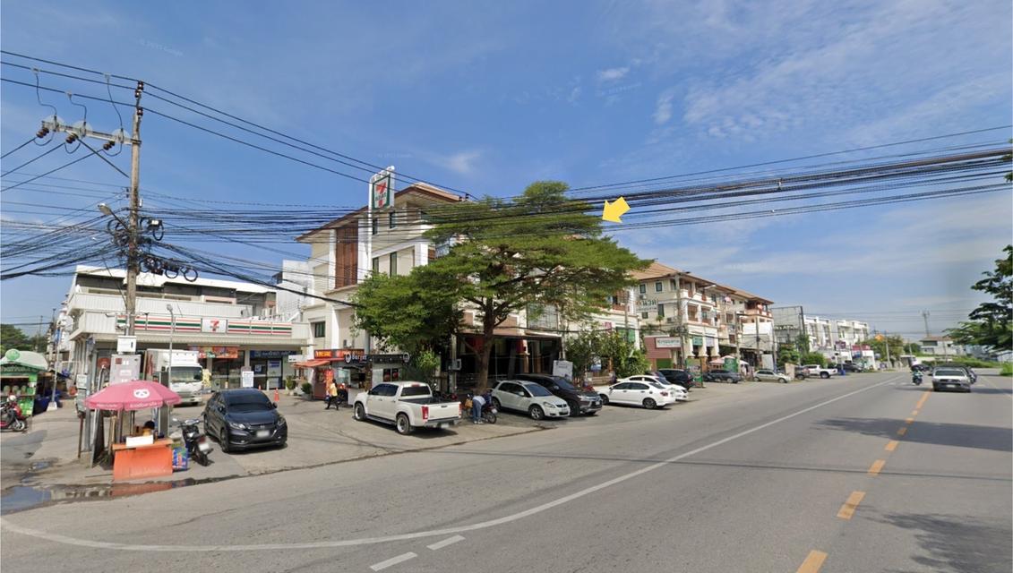 ขายอาคารพาณิชย์ 3 ชั้นครึ่ง ถนนกรุงเทพกรีฑา 15 4
