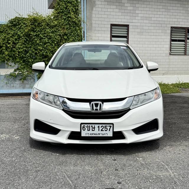 Honda City 1.5V ปี 16